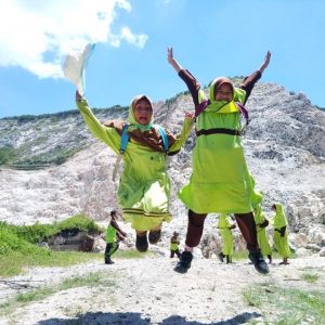 Meraih Amal Dalam Muharamku Meraih Amal Dalam Muharamku